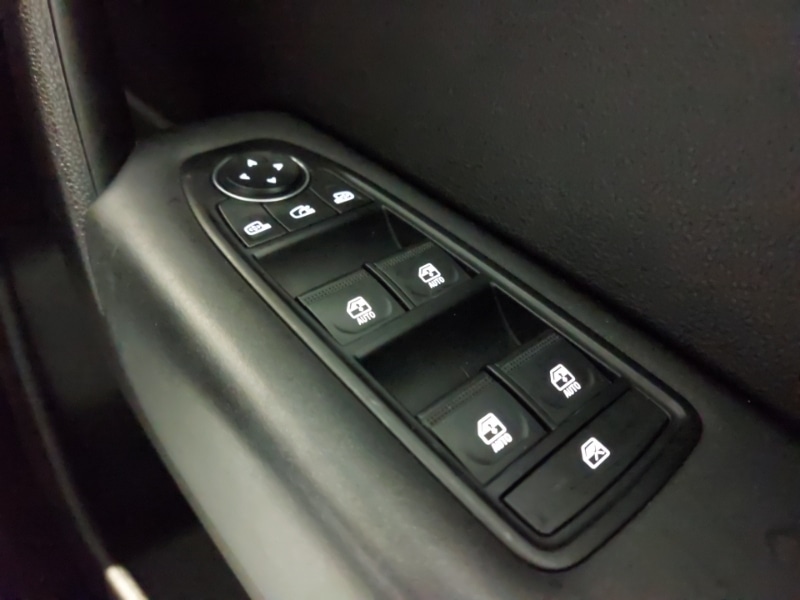 Used Renault Captur 2020 for sale - 76556620: Photo 18