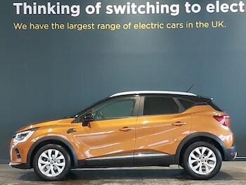 Used Renault Captur 2020 for sale - 76556620: Photo