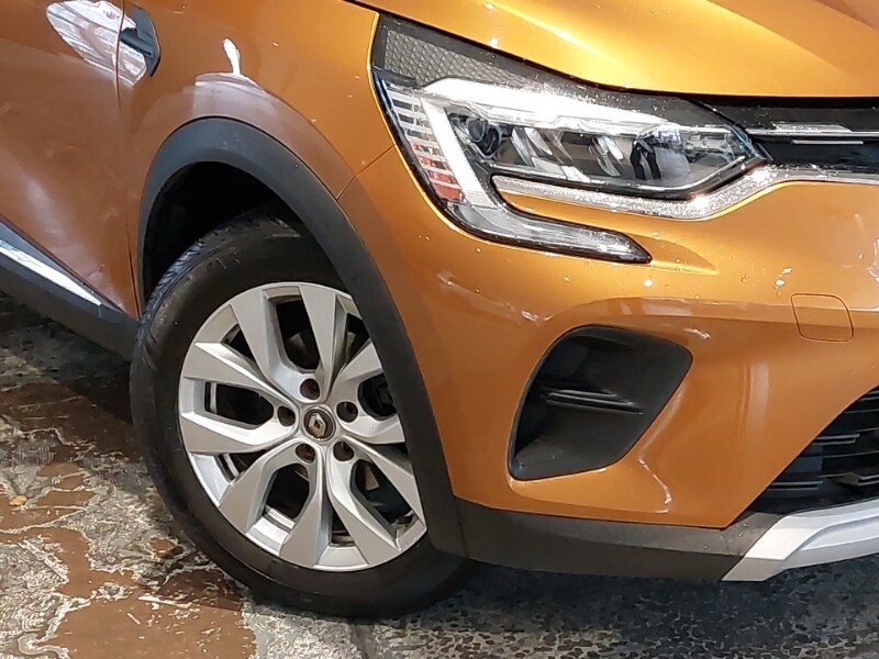 Used Renault Captur 2020 for sale - 76556620: Photo 9