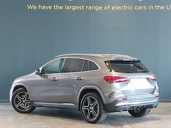 Used Mercedes-Benz GLA 2024 for sale - 79243101: Photo