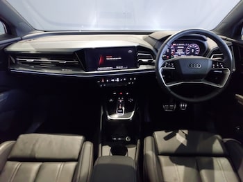 Used Audi Q4 e-tron 2024 for sale - 77272801: Photo