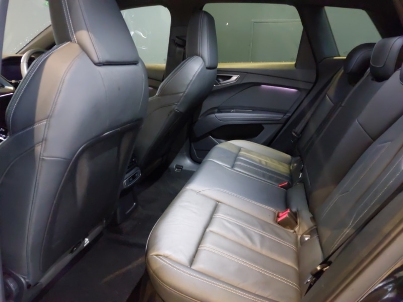 Used Audi Q4 e-tron 2024 for sale - 77272801: Photo 6