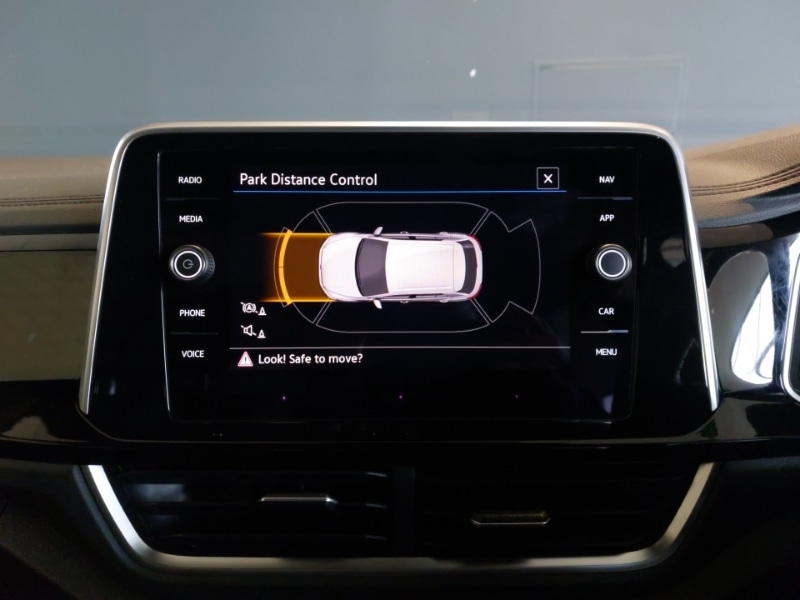 Used Volkswagen T-Roc 2023 for sale - 77702174: Photo 12