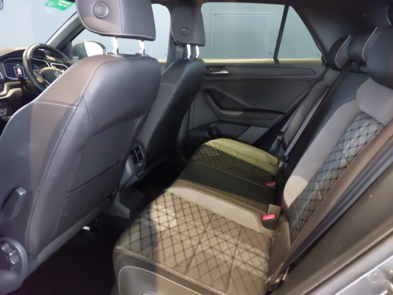 Used Volkswagen T-Roc 2023 for sale - 77702174: Photo 6