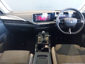 Used Vauxhall Astra 2023 for sale - 78342501: Photo