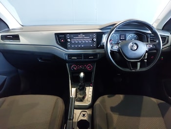 Used Volkswagen Polo 2019 for sale - 76317667: Photo