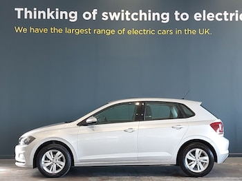 Used Volkswagen Polo 2019 for sale - 76317667: Photo