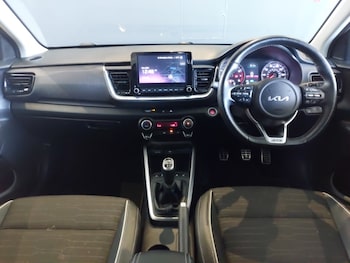 Used Kia Stonic 2023 for sale - 79263372: Photo