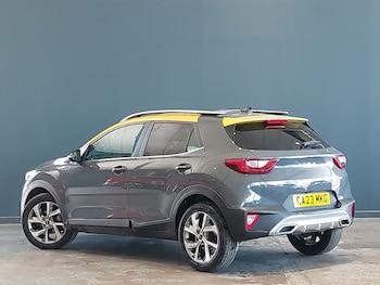Used Kia Stonic 2023 for sale - 79263372: Photo