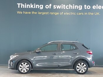 Used Kia Stonic 2023 for sale - 78283583: Photo