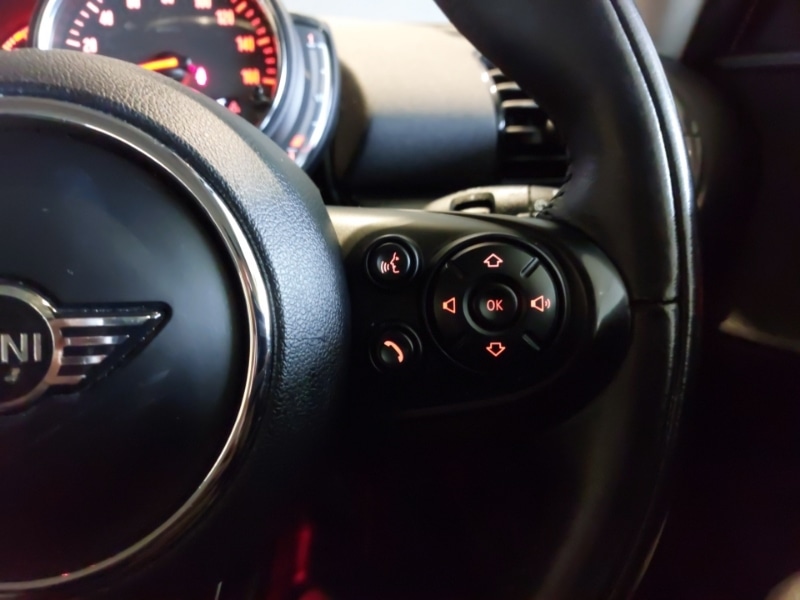 Used MINI Cooper 2018 for sale - 76358702: Photo 11