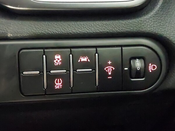 Used Kia XCeed 2020 for sale - 76058634: Photo 19