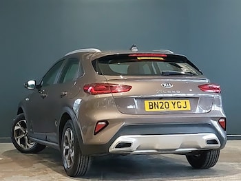 Used Kia XCeed 2020 for sale - 76058634: Photo 3