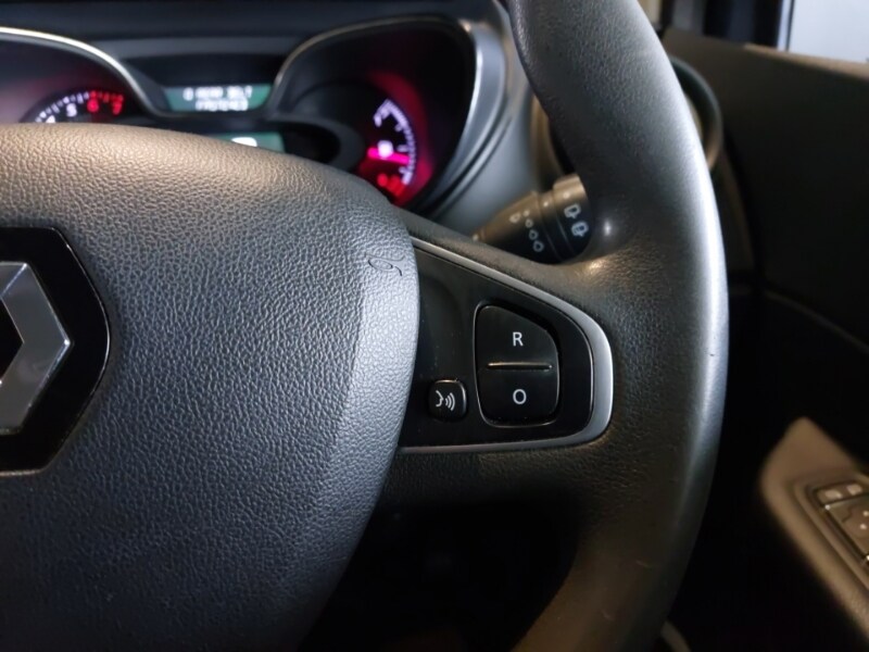 Used Renault Captur 2018 for sale - 76566986: Photo 11