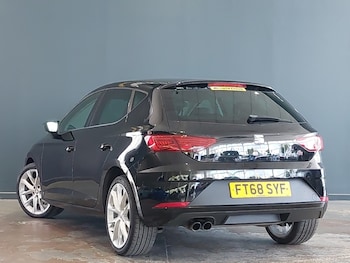 Used SEAT Leon 2019 for sale - 75762801: Photo