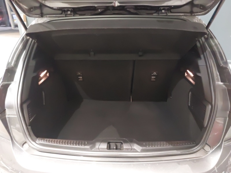 Used Ford Focus 2019 for sale - 76911880: Photo 8