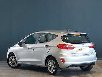 Used Ford Fiesta 2018 for sale - 78872409: Photo
