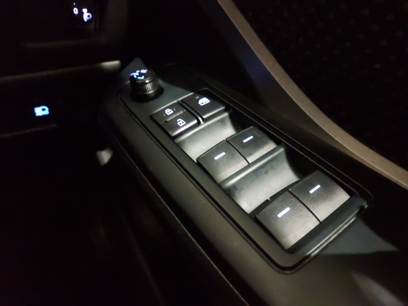 Used Toyota C-HR 2022 for sale - 76911865: Photo 18