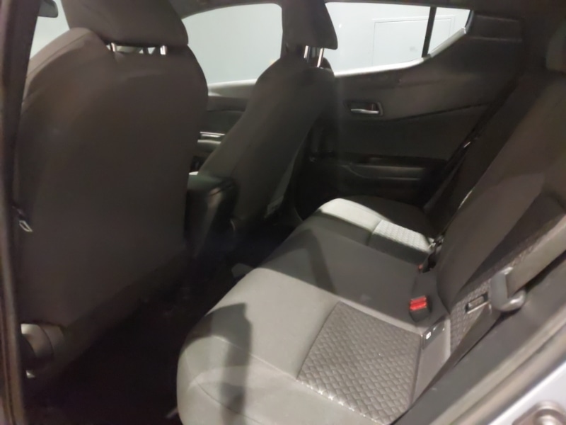 Used Toyota C-HR 2022 for sale - 76911865: Photo 6