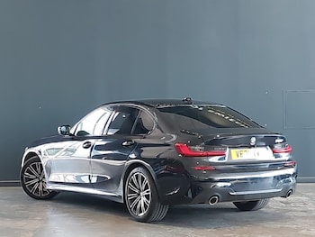 Used BMW 3 Series 2021 for sale - 79218110: Photo