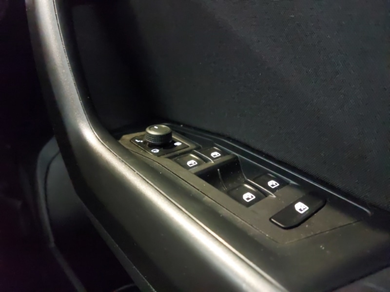 Used Volkswagen T-Roc 2022 for sale - 77736442: Photo 19