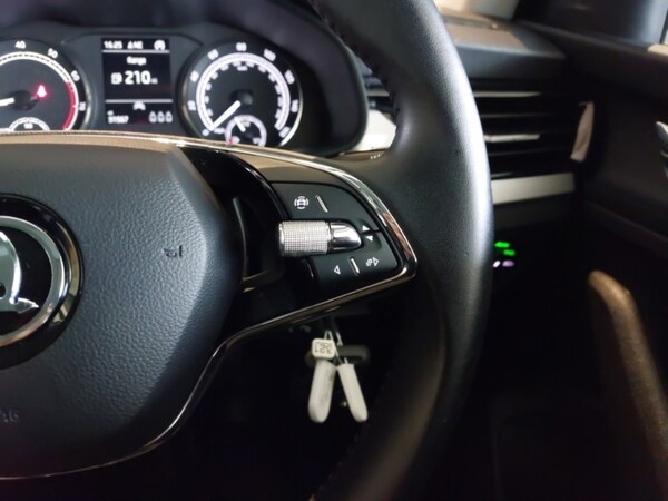 Used Skoda Kamiq 2022 for sale - 75989272: Photo 11