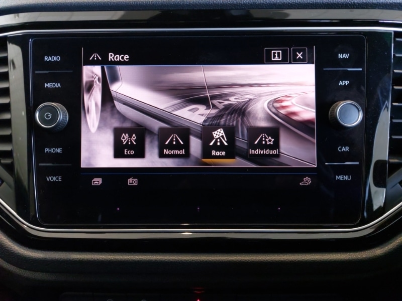 Used Volkswagen T-Roc 2020 for sale - 76144601: Photo 15