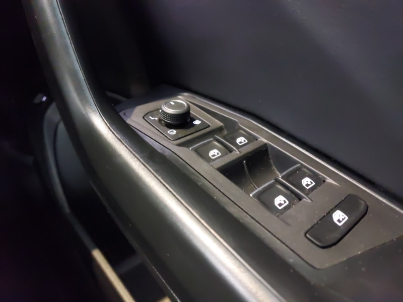 Used Volkswagen T-Roc 2020 for sale - 76144601: Photo 19