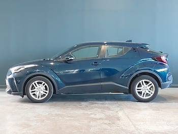 Used Toyota C-HR 2023 for sale - 79866181: Photo