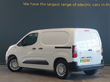 Used Toyota ProAce 2023 for sale - 79157410: Photo