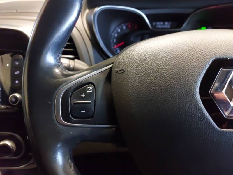 Used Renault Captur 2018 for sale - 77008611: Photo 10