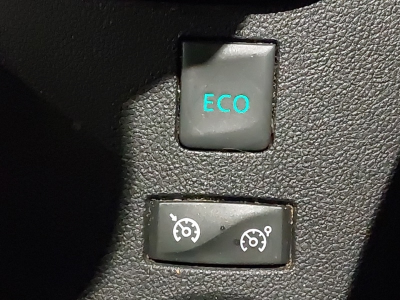 Used Renault Captur 2018 for sale - 77008611: Photo 17