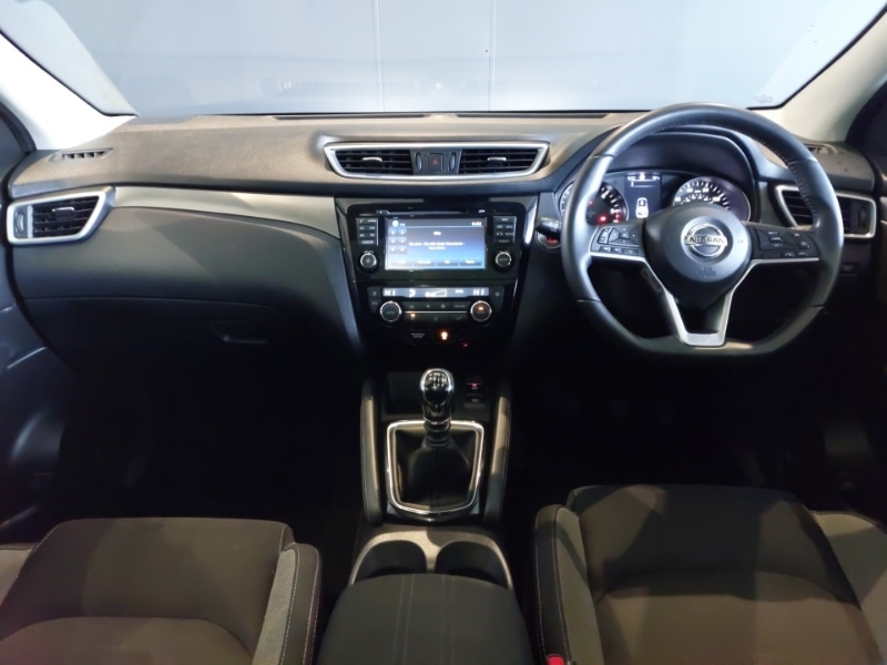 Used Nissan Qashqai 2018 for sale - 76116253: Photo 2