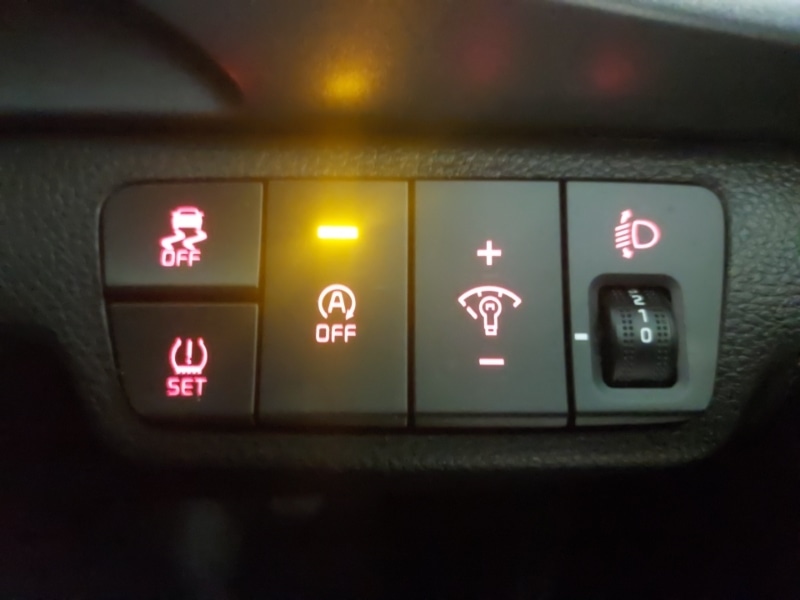 Used Kia Stonic 2022 for sale - 76721747: Photo 17