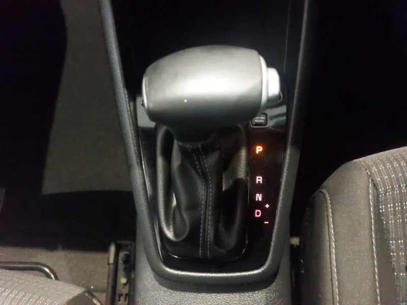 Used Kia Stonic 2022 for sale - 76721747: Photo 18