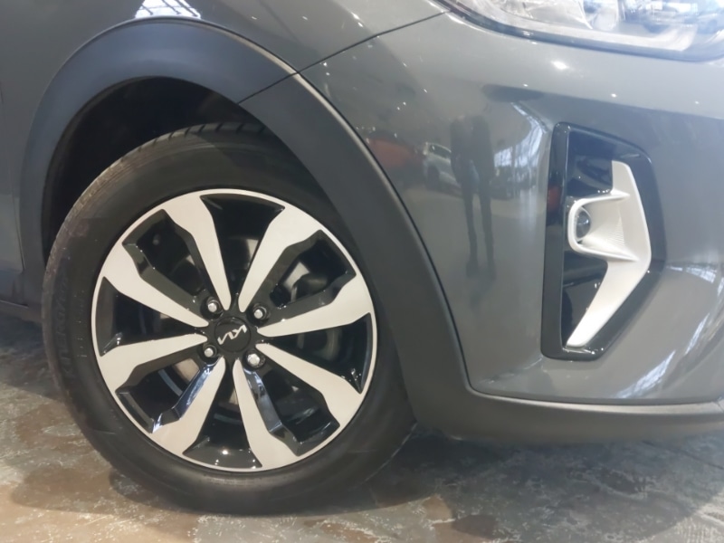 Used Kia Stonic 2022 for sale - 76721747: Photo 9