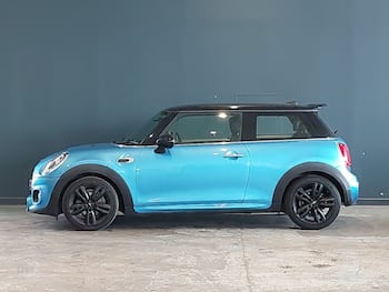 Used MINI Hatch 2019 for sale - 79675189: Photo