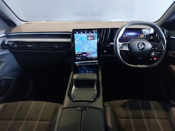 Used Renault Austral 2024 for sale - 77761194: Photo