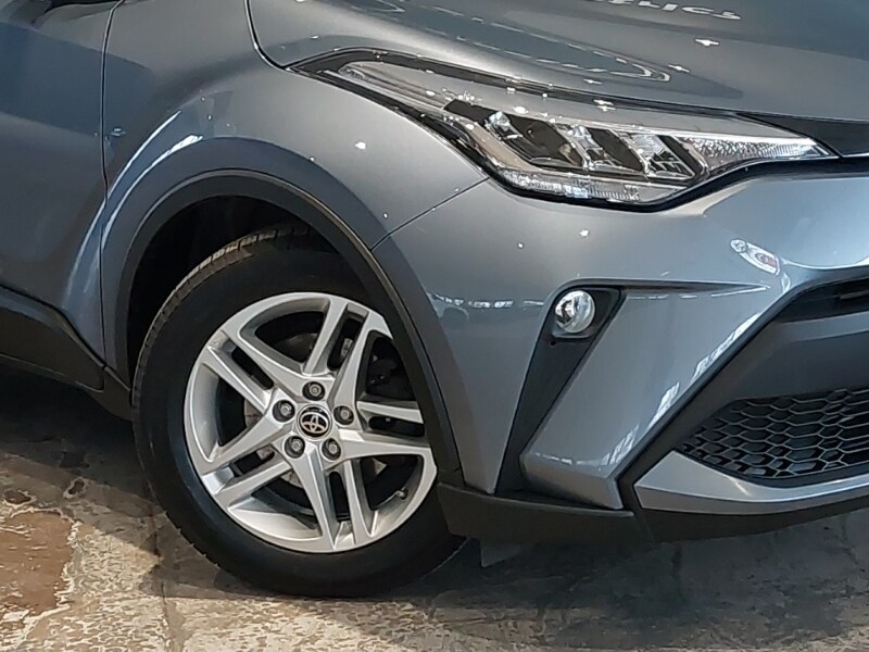 Used Toyota C-HR 2022 for sale - 77677899: Photo 9