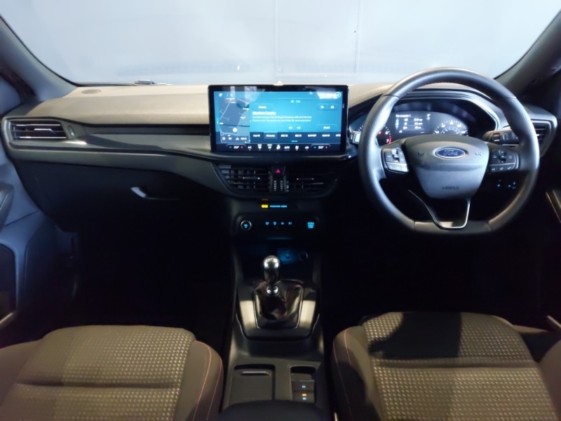 Used Ford Focus 2023 for sale - 76924915: Photo 2