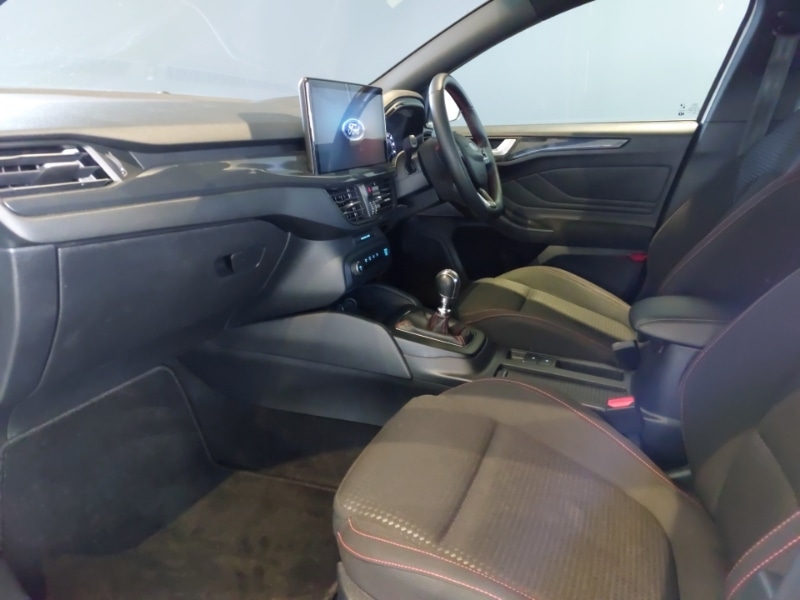 Used Ford Focus 2023 for sale - 76924915: Photo 5