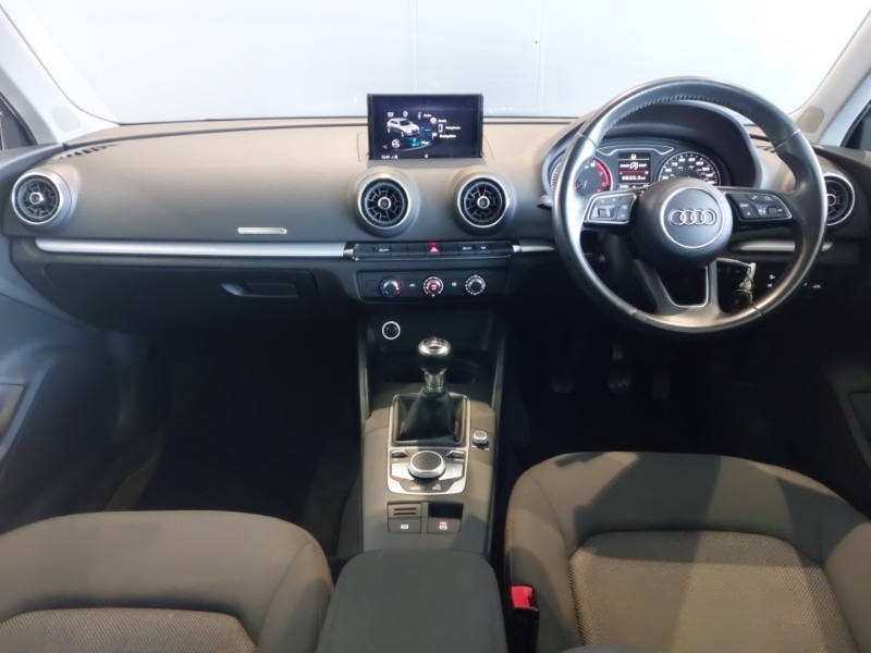 Used Audi A3 2018 for sale - 77677909: Photo 2