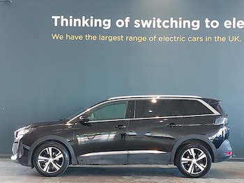 Used Peugeot 5008 2023 for sale - 79517352: Photo