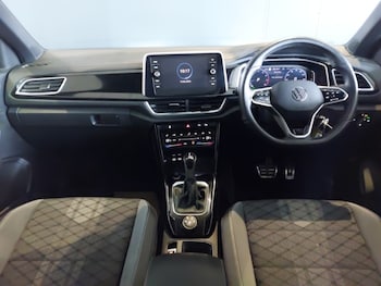 Used Volkswagen T-Roc 2023 for sale - 78704125: Photo