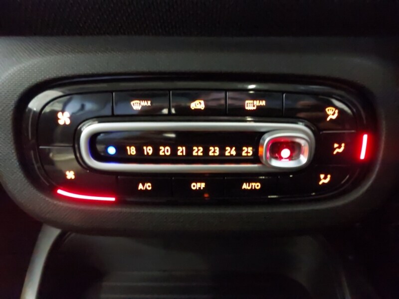 Used smart fortwo 2020 for sale - 77338275: Photo 16