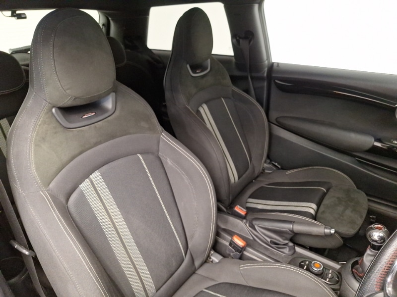 Used MINI Cooper 2019 for sale - 76410986: Photo 18