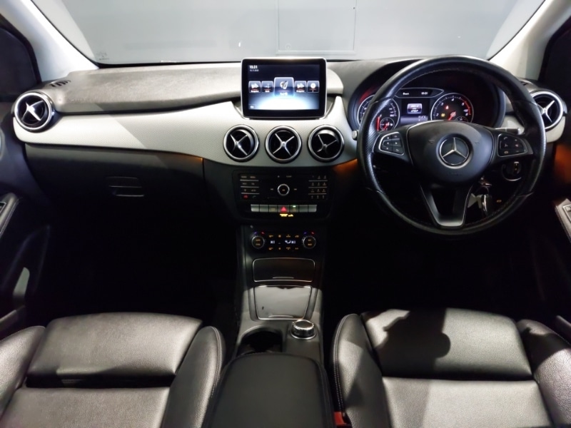 Used Mercedes-Benz B Class 2015 for sale - 76537155: Photo 2
