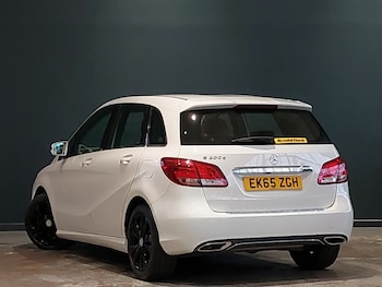 Used Mercedes-Benz B Class 2015 for sale - 76537155: Photo