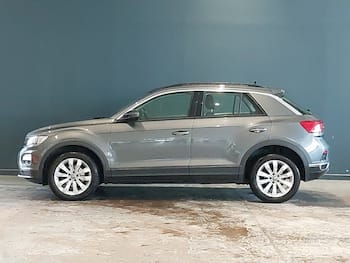 Used Volkswagen T-Roc 2021 for sale - 79654197: Photo