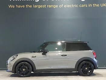 Used MINI Hatch 2022 for sale - 77228622: Photo